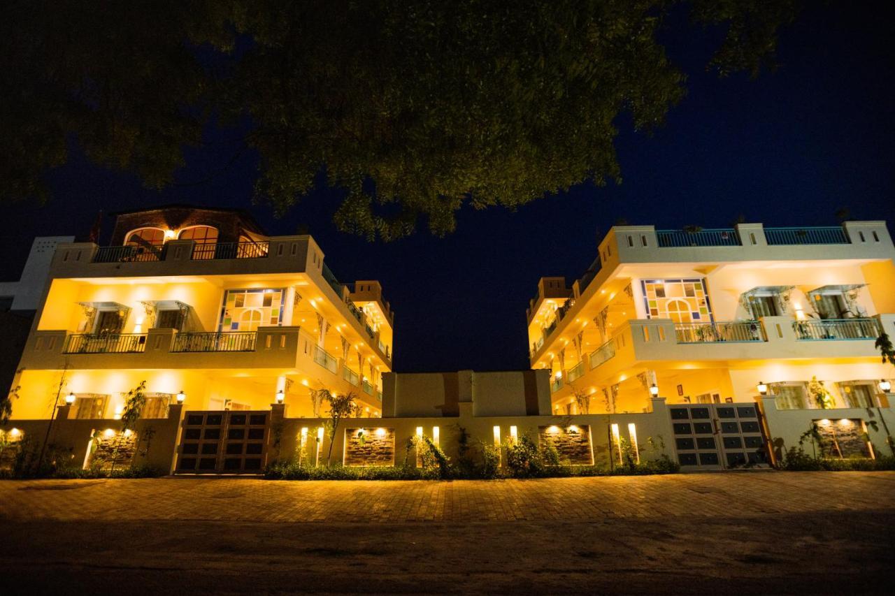 Da Bungalow - A Vacation Abode Agra  Kültér fotó